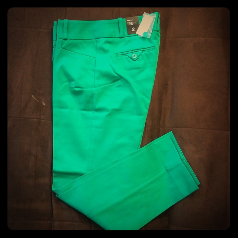 Limited green ankle pants